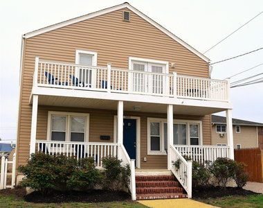 100 18th Avenue - Photo Thumbnail 4