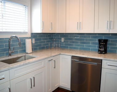 100 18th Avenue - Photo Thumbnail 6