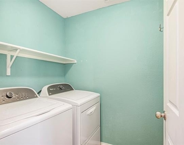 304 Chert Lane - Photo Thumbnail 15