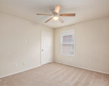 304 Chert Lane - Photo Thumbnail 17