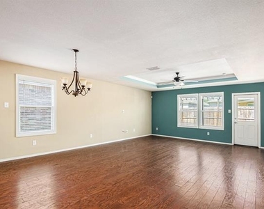 304 Chert Lane - Photo Thumbnail 2