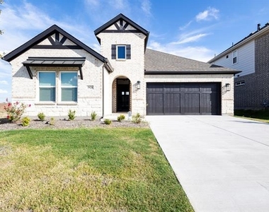 5928 Mustang Creek Lane - Photo Thumbnail 1
