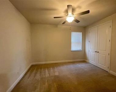 723 Callaway Drive - Photo Thumbnail 6