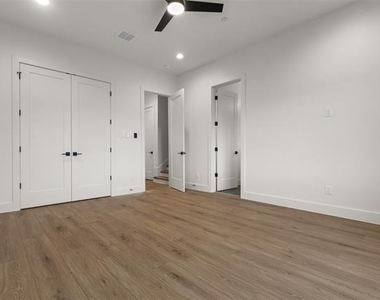 2203 Hondo Avenue - Photo Thumbnail 25