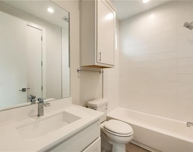4620 Munger Avenue - Photo Thumbnail 13
