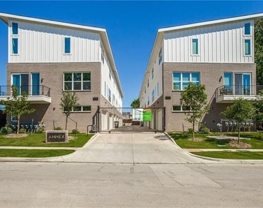4620 Munger Avenue - Photo Thumbnail 1