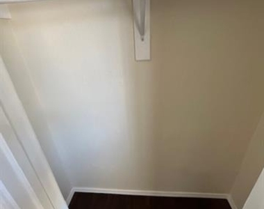 8127 Stonehurst Street - Photo Thumbnail 8