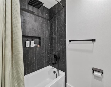 1941 Glenmore Avenue - Photo Thumbnail 25