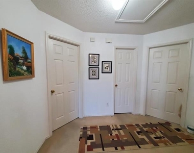 3410 Clydesdale Drive - Photo Thumbnail 6