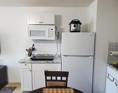 3410 Clydesdale Drive - Photo Thumbnail 4
