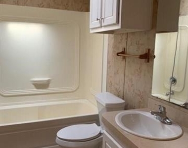 95 Janice Drive - Photo Thumbnail 2