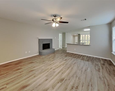 1016 Silver Spur Lane - Photo Thumbnail 2