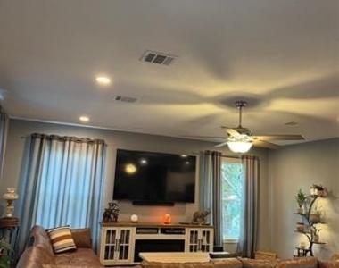 1014 Scenic Drive - Photo Thumbnail 13