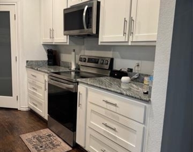1014 Scenic Drive - Photo Thumbnail 5