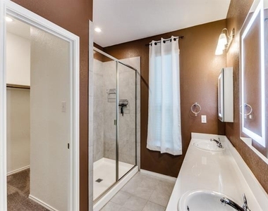 2804 Bursera Lane - Photo Thumbnail 5