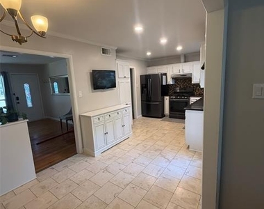 1808 Donna Street - Photo Thumbnail 1