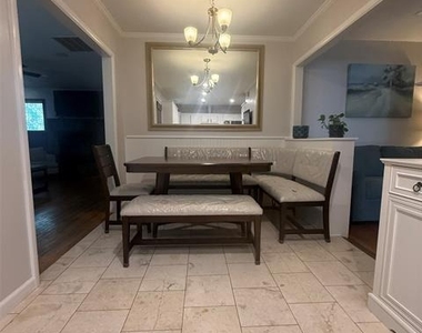 1808 Donna Street - Photo Thumbnail 9
