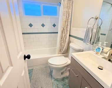 1808 Donna Street - Photo Thumbnail 17