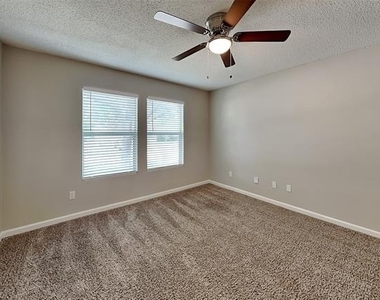 2505 Avalon Creek Way - Photo Thumbnail 12