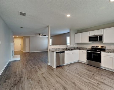 2505 Avalon Creek Way - Photo Thumbnail 5