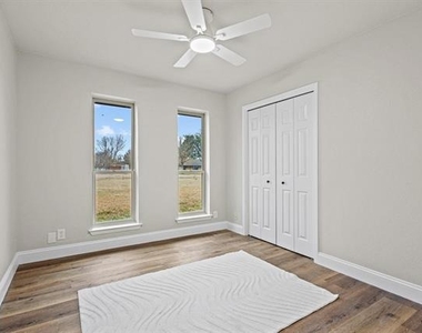 3327 Carriage Circle - Photo Thumbnail 22
