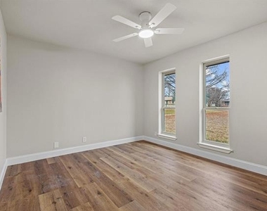 3327 Carriage Circle - Photo Thumbnail 25