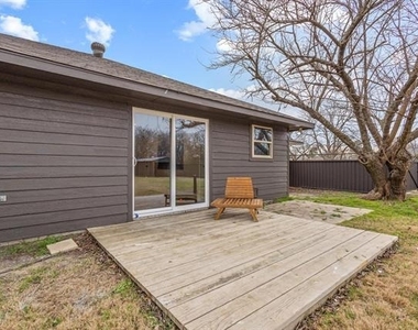 3327 Carriage Circle - Photo Thumbnail 37
