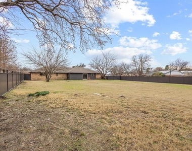 3327 Carriage Circle - Photo Thumbnail 36