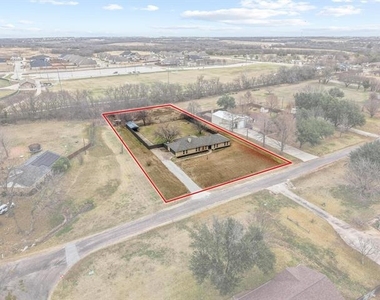 3327 Carriage Circle - Photo Thumbnail 39