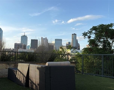 1001 Belleview Street - Photo Thumbnail 23