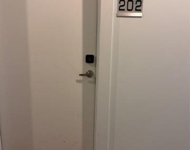 1001 Belleview Street - Photo Thumbnail 25