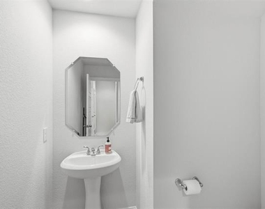6132 Bursey Road - Photo Thumbnail 12