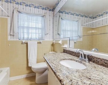 9210 Larchwood Drive - Photo Thumbnail 6