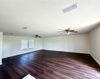 4827 Tx-276 - Photo Thumbnail 3