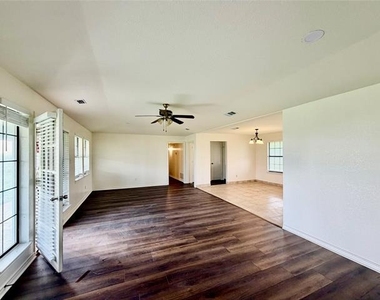 4827 Tx-276 - Photo Thumbnail 8