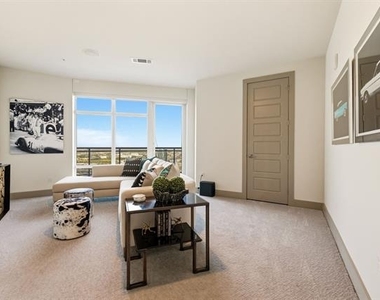 6000 Columbus Avenue - Photo Thumbnail 20