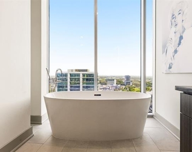 6000 Columbus Avenue - Photo Thumbnail 17