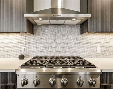 6000 Columbus Avenue - Photo Thumbnail 7