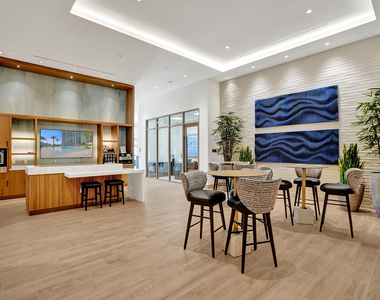 153 N Seabreeze Boulevard - Photo Thumbnail 20