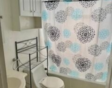 1012 Se 15th Street - Photo Thumbnail 11