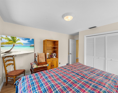 6809 Se Yorktown Drive - Photo Thumbnail 10
