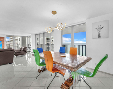 4280 Galt Ocean Drive - Photo Thumbnail 5