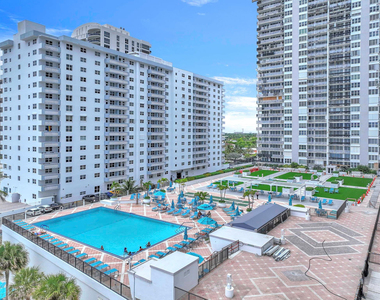 4280 Galt Ocean Drive - Photo Thumbnail 24