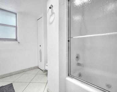 4280 Galt Ocean Drive - Photo Thumbnail 15