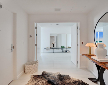 2200 N Ocean Boulevard - Photo Thumbnail 2