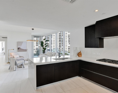 2200 N Ocean Boulevard - Photo Thumbnail 13