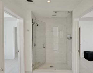 2200 N Ocean Boulevard - Photo Thumbnail 32