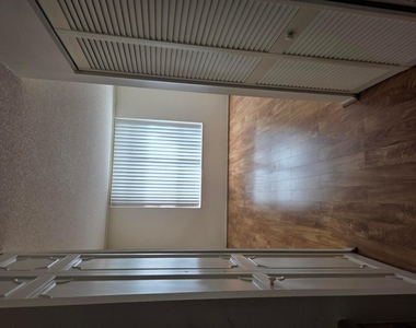 3720 Inverrary Drive - Photo Thumbnail 5