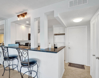 6000 N Ocean Boulevard - Photo Thumbnail 11