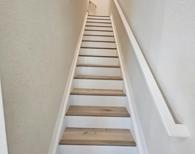 3213 Watercress Drive - Photo Thumbnail 17